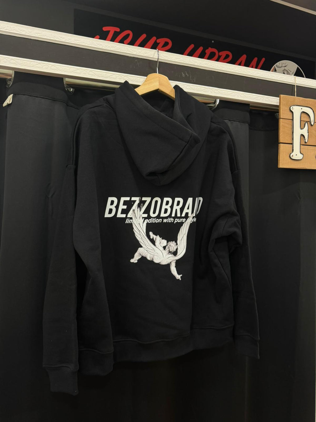 SUDADERA BEZZO ANGEL CAÍDO